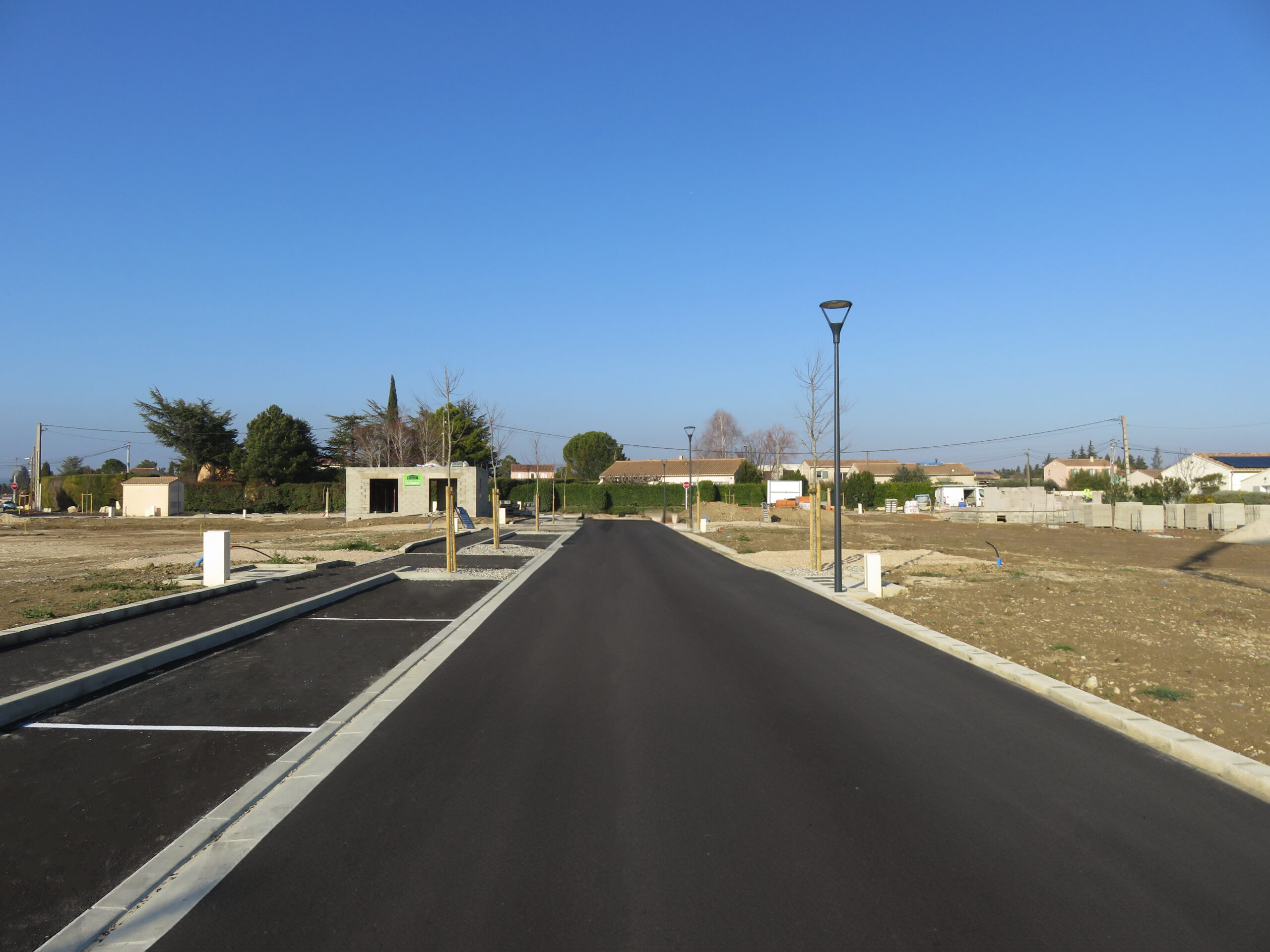 CAMARET-SUR-AIGUES Terrains Constructibles